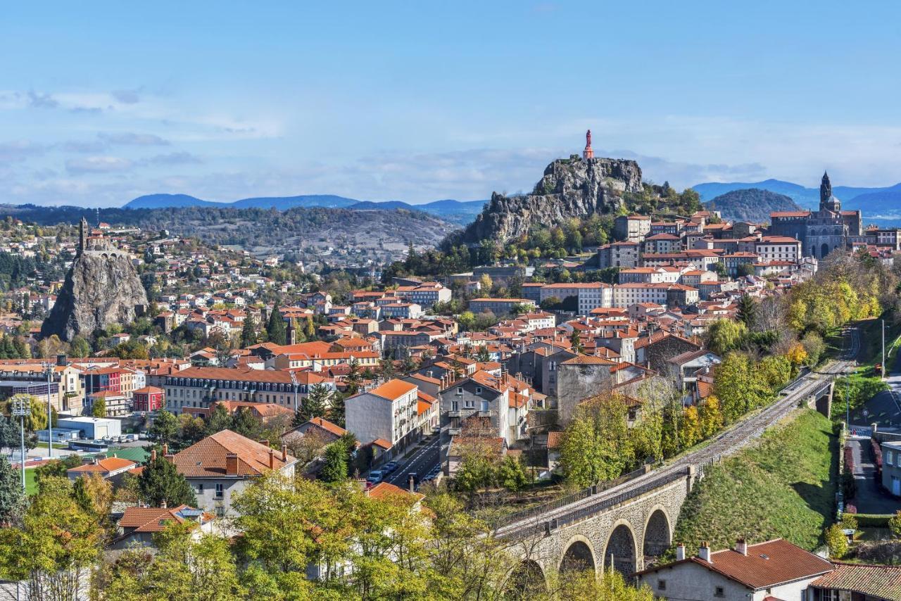 Ibis Styles Le Puy En Velay Hotel Bagian luar foto