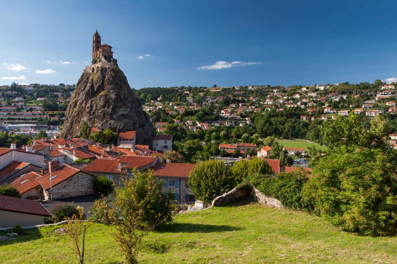 Ibis Styles Le Puy En Velay Hotel Bagian luar foto