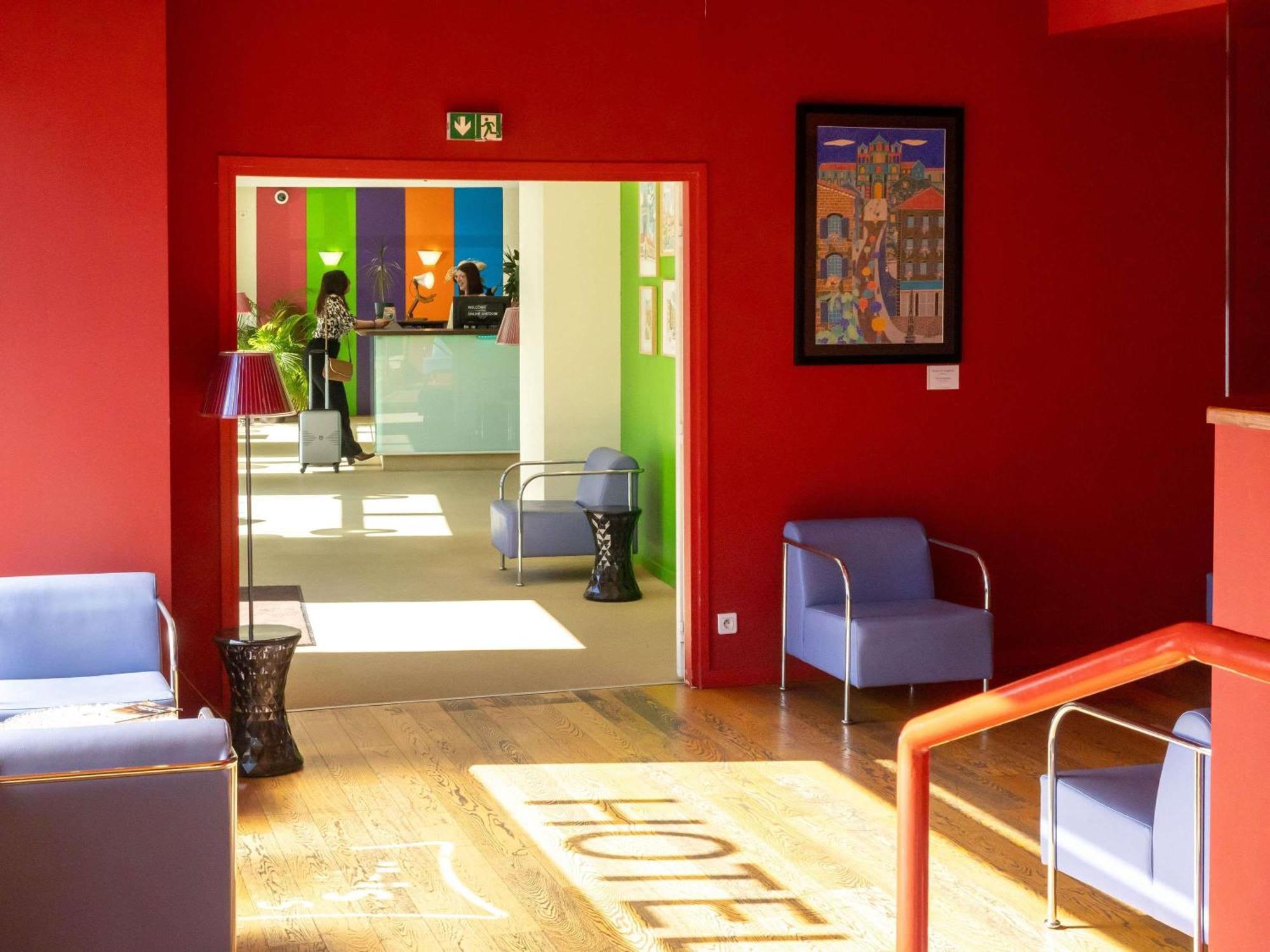 Ibis Styles Le Puy En Velay Hotel Bagian luar foto