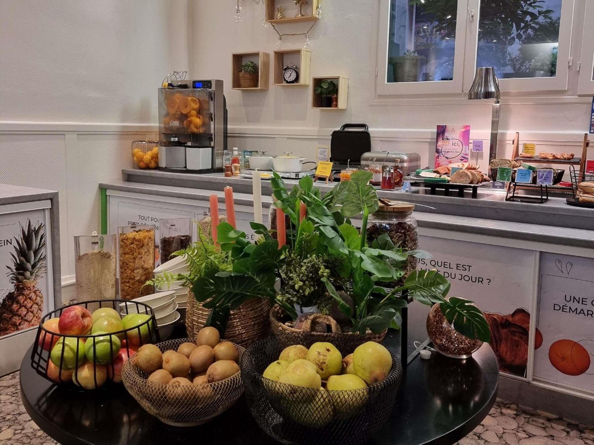 Ibis Styles Le Puy En Velay Hotel Bagian luar foto